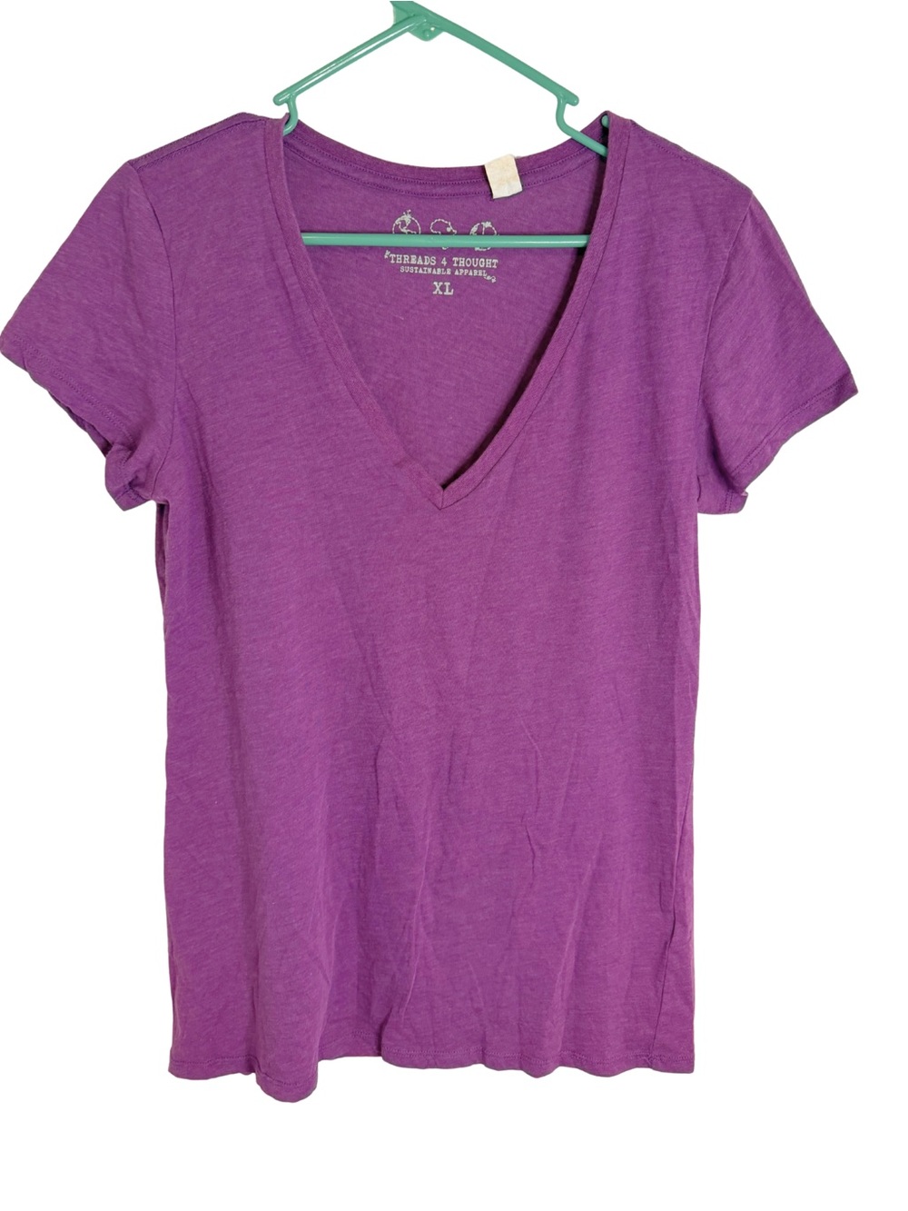 3/$20 Threads 4 Thought Purple V-Neck Short Sleeve Tee